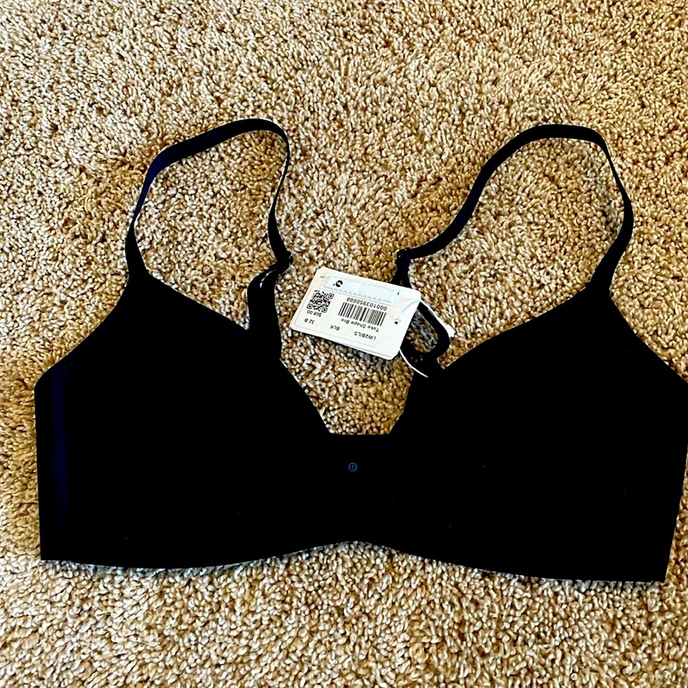Lululemon Take shape Bra